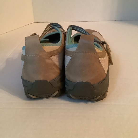Skechers Mary Jane Flats Tan Size 10 - Picture 4 of 12